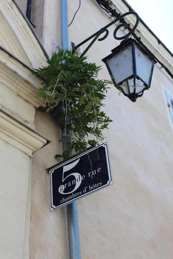 Bed and Breakfast 5 Grande Rue Le Lude Esterno foto