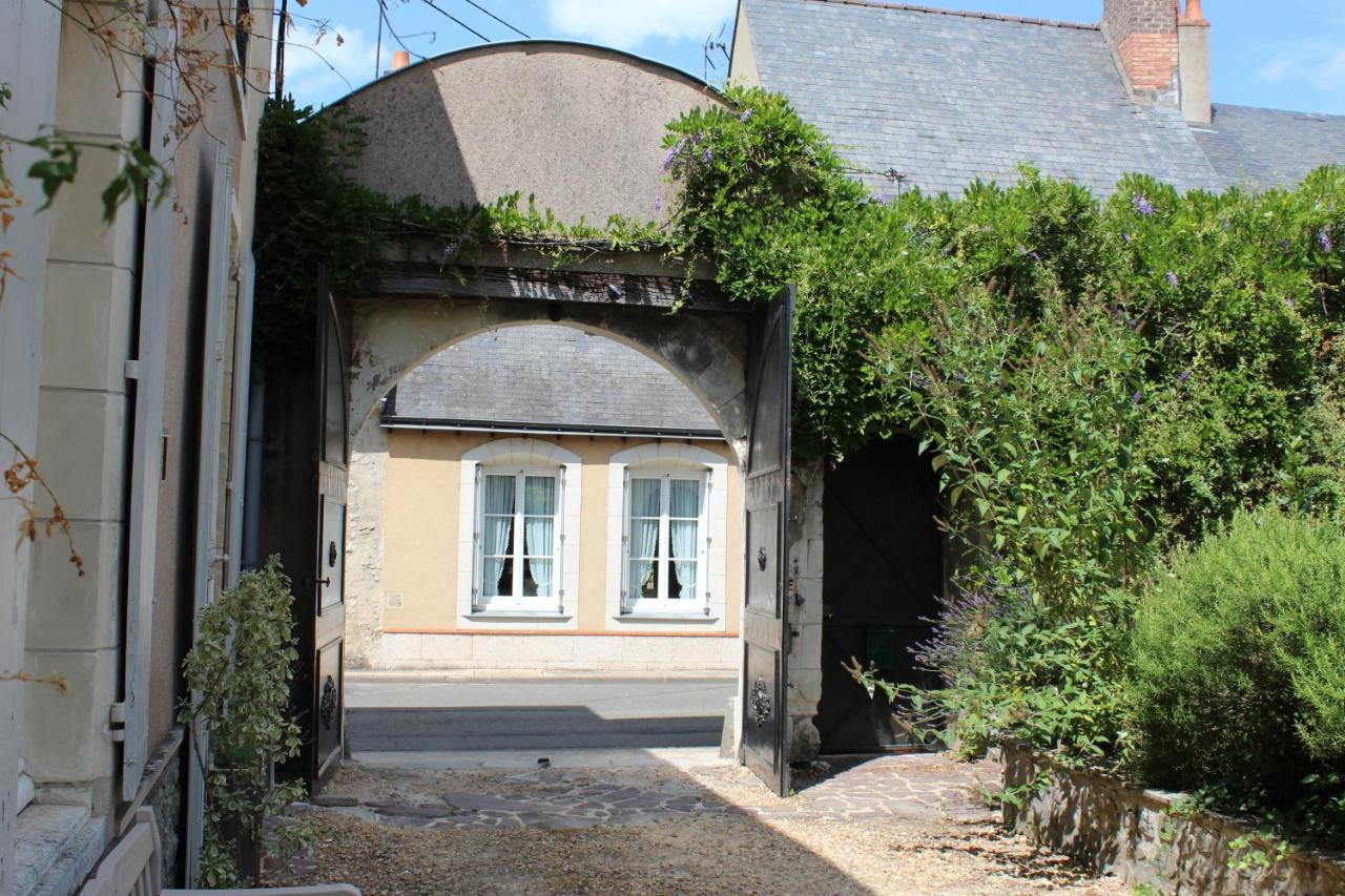 Bed and Breakfast 5 Grande Rue Le Lude Esterno foto